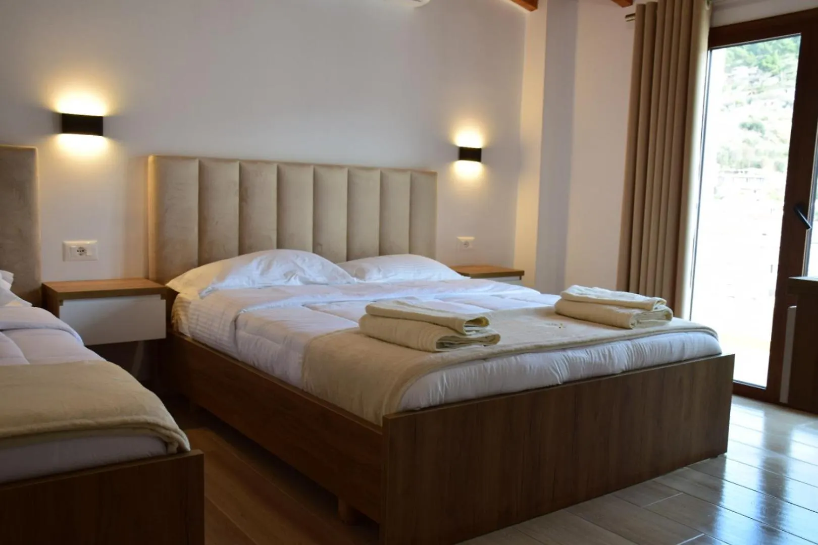 Guest House Merkaj 培拉特